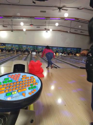 Bowling Alley «Hill Country Lanes», reviews and photos, 23129 S Interstate Hwy 35, New Braunfels, TX 78132, USA