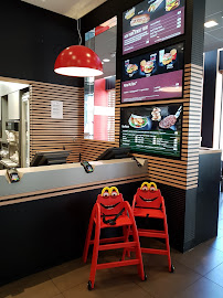 Atmosphère du Restaurant servant le petit-déjeuner McDonald's à Lille - n°13