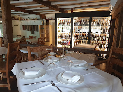 Restaurante Las Piscinas - B° La Pesquera, 26, 39640 Villacarriedo, Cantabria, Spain