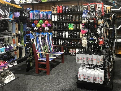 Sporting Goods Store «Play It Again Sports», reviews and photos, 1281 Jefferson Davis Hwy, Fredericksburg, VA 22401, USA