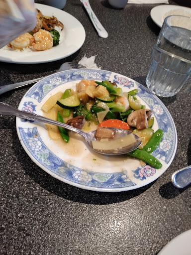 Shopping Mall «Olympic Village», reviews and photos, 5500 Olympic Dr NW, Gig Harbor, WA 98335, USA