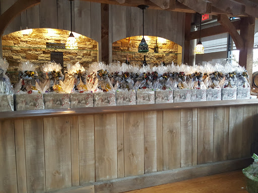 Wine Store «Long Island Wine & Spirit Merchants», reviews and photos, 1171 Jericho Turnpike, Commack, NY 11725, USA