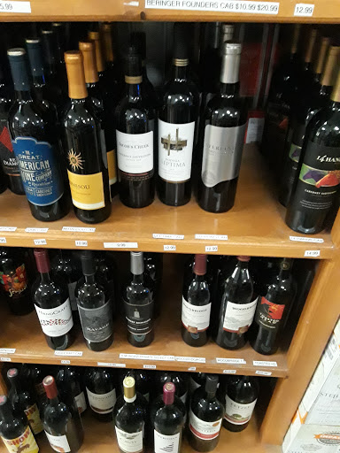 Liquor Store «Majestic Spirits-Wine & Liquor», reviews and photos, 3705 Malco Way, Memphis, TN 38125, USA