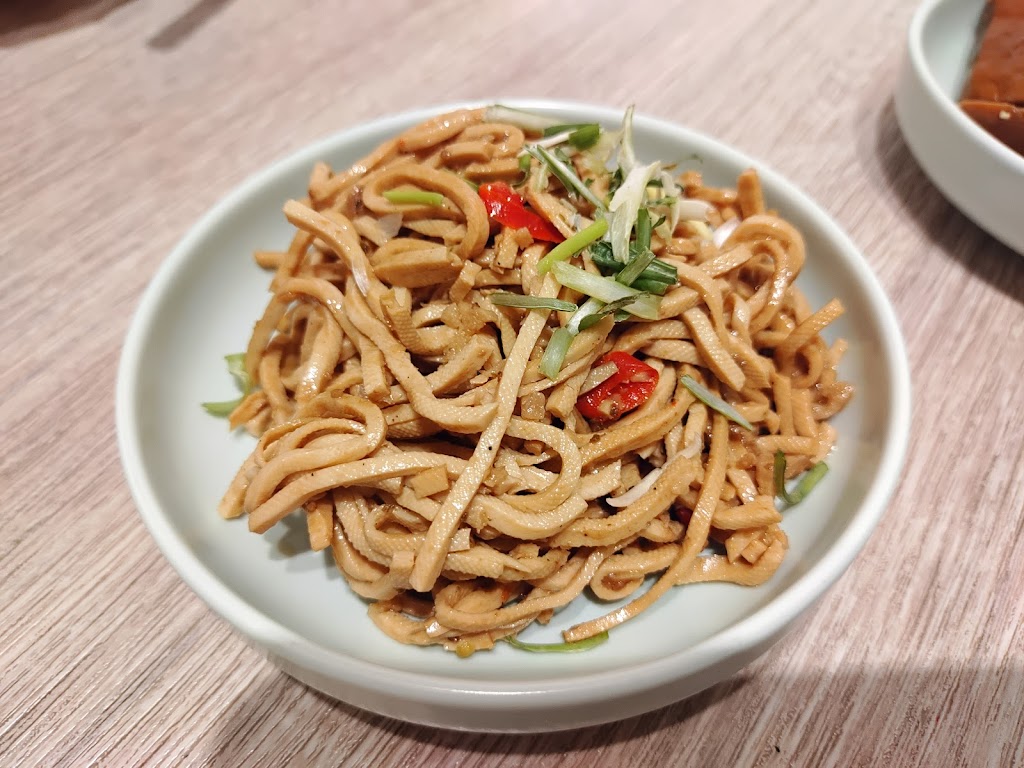 龍涎居好湯-高雄美術館店 的照片