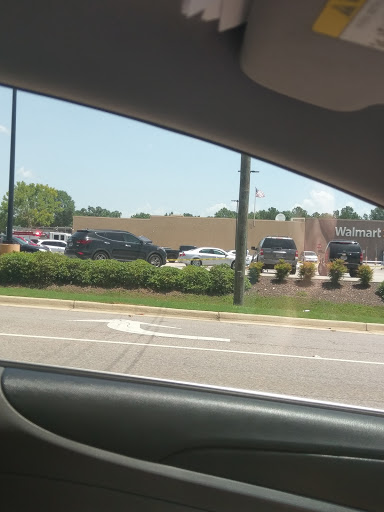 Department Store «Walmart Supercenter», reviews and photos, 2190 Gilmer Ave, Tallassee, AL 36078, USA