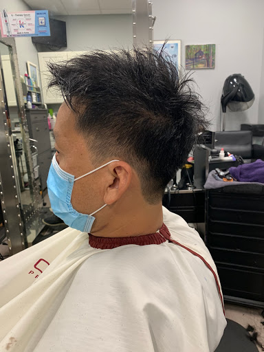 Beauty Salon «Cutz Hair Salon», reviews and photos, 2956 S Rochester Rd, Rochester Hills, MI 48307, USA