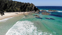 Photo de Whites Beach avec un niveau de propreté de très propre