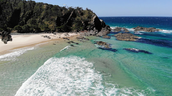 Whites Beach