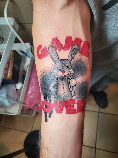 Explore honeycomb tattoo ideas, creative tattoo ideas in Albuquerque, available at Relic Tattoo Co.