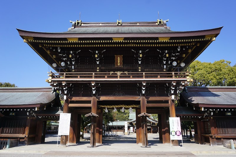 真清田神社 楼門