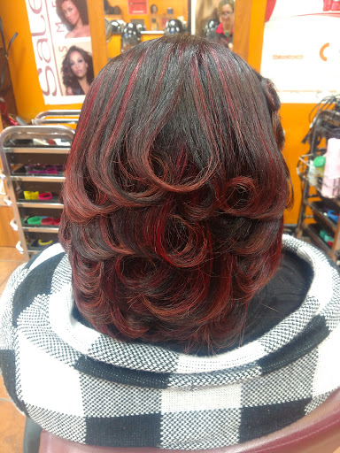 Beauty Salon «El Nati Dominican Hair Salon», reviews and photos, 6011 Haverford Ave, Philadelphia, PA 19151, USA