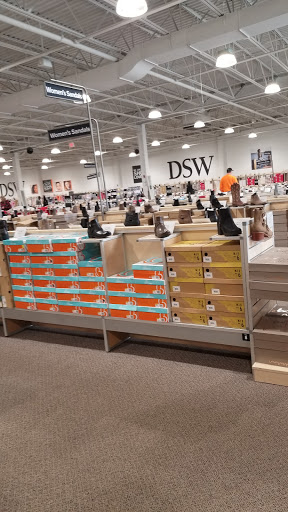 Shoe Store «DSW Designer Shoe Warehouse», reviews and photos, 1751 Carl D. Silver Parkway, Fredericksburg, VA 22401, USA