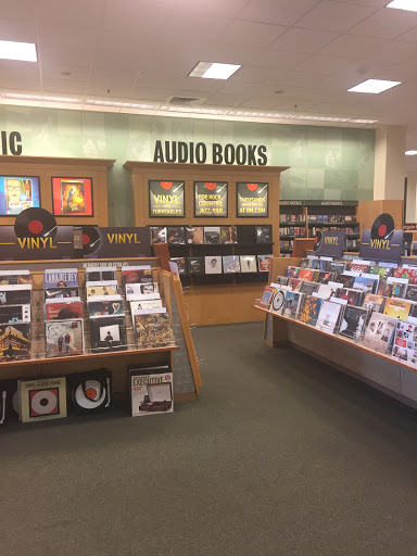 Book Store «Barnes & Noble», reviews and photos, 300 Indian Lake Blvd, Hendersonville, TN 37075, USA