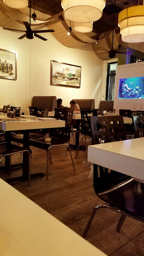 Shopping Mall «Arena Shops», reviews and photos, 14750 Biscayne Blvd, North Miami, FL 33181, USA