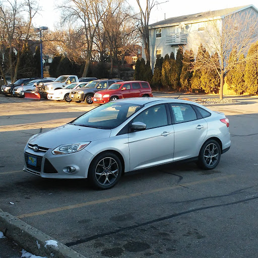 Used Car Dealer «Capitol Auto Credit», reviews and photos, 3100 E Washington Ave, Madison, WI 53704, USA