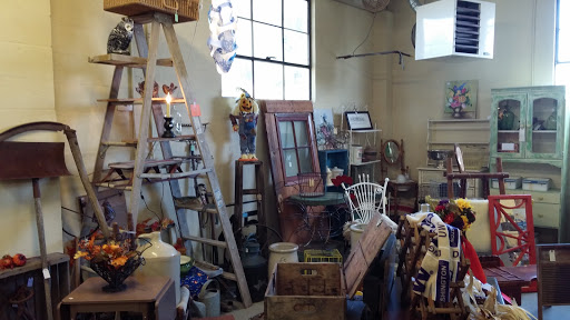 ETC gifts and treasures, 301 3rd St SE, Puyallup, WA 98372, USA, 