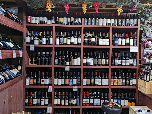 Liquor Store «Main Street Party Store», reviews and photos, 201 N Main St, Ann Arbor, MI 48104, USA