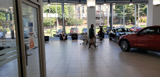 Mercedes Benz Dealer «Mercedes-Benz of Alexandria», reviews and photos, 200 S Pickett St, Alexandria, VA 22304, USA