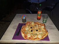 Pizza du Pizzeria Le 12 à La Cavalerie - n°7