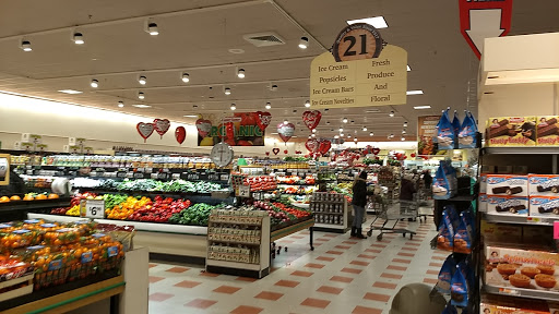 Grocery Store «Market Basket», reviews and photos, 275 Squire Rd, Revere, MA 02151, USA