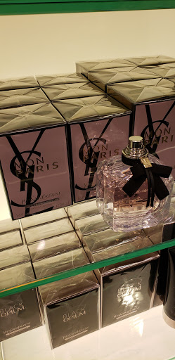 Department Store «Nordstrom Cherry Hill», reviews and photos, 2000 NJ-38, Cherry Hill, NJ 08002, USA