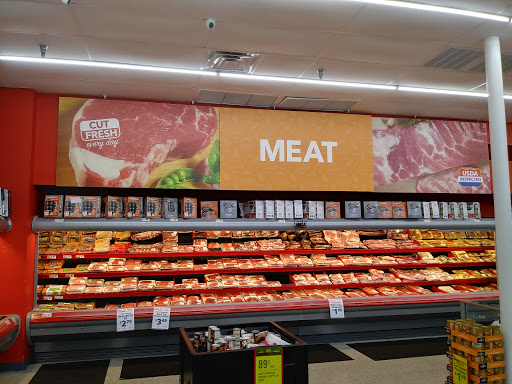 Grocery Store «Save-A-Lot», reviews and photos, 11 Hwy 630 E, Frostproof, FL 33843, USA