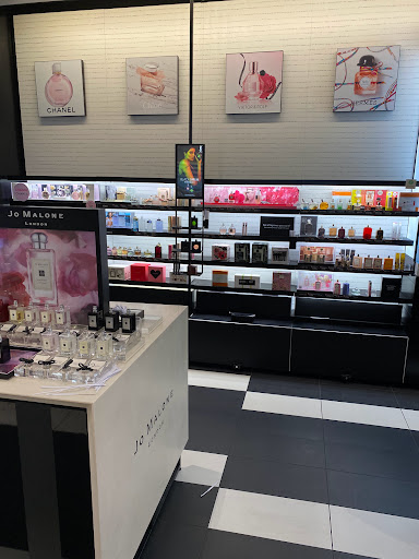 Cosmetics Store «SEPHORA», reviews and photos, 1149 Broadway Plaza, Walnut Creek, CA 94596, USA