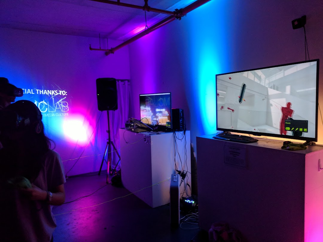 Jump Into the Light VR Cinema, PlayLab and Studio