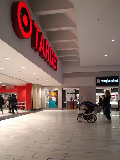 Shopping Mall «Holyoke Mall», reviews and photos, 50 Holyoke St, Holyoke, MA 01040, USA