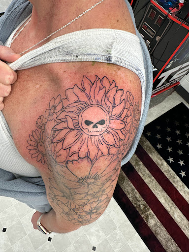 Explore tupac tattoo ideas, creative tattoo ideas in Orland, available at K1LL3R ARTW0RK