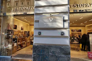 Vestopazzo Official Store C.so Umberto Napoli image