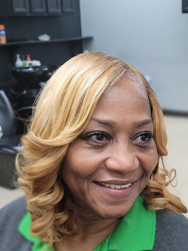 Hair Salon «Favor Hair Studio», reviews and photos, 827 N Hairston Rd, Stone Mountain, GA 30083, USA