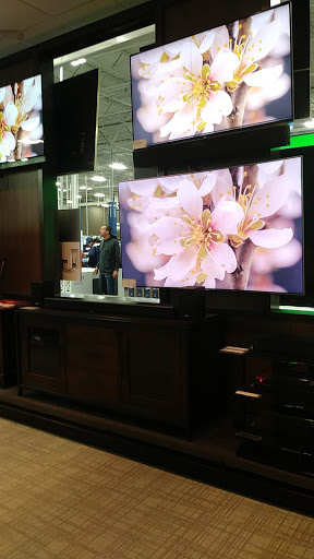 Electronics Store «Best Buy», reviews and photos, 1420 Nixon Dr, Mt Laurel, NJ 08054, USA