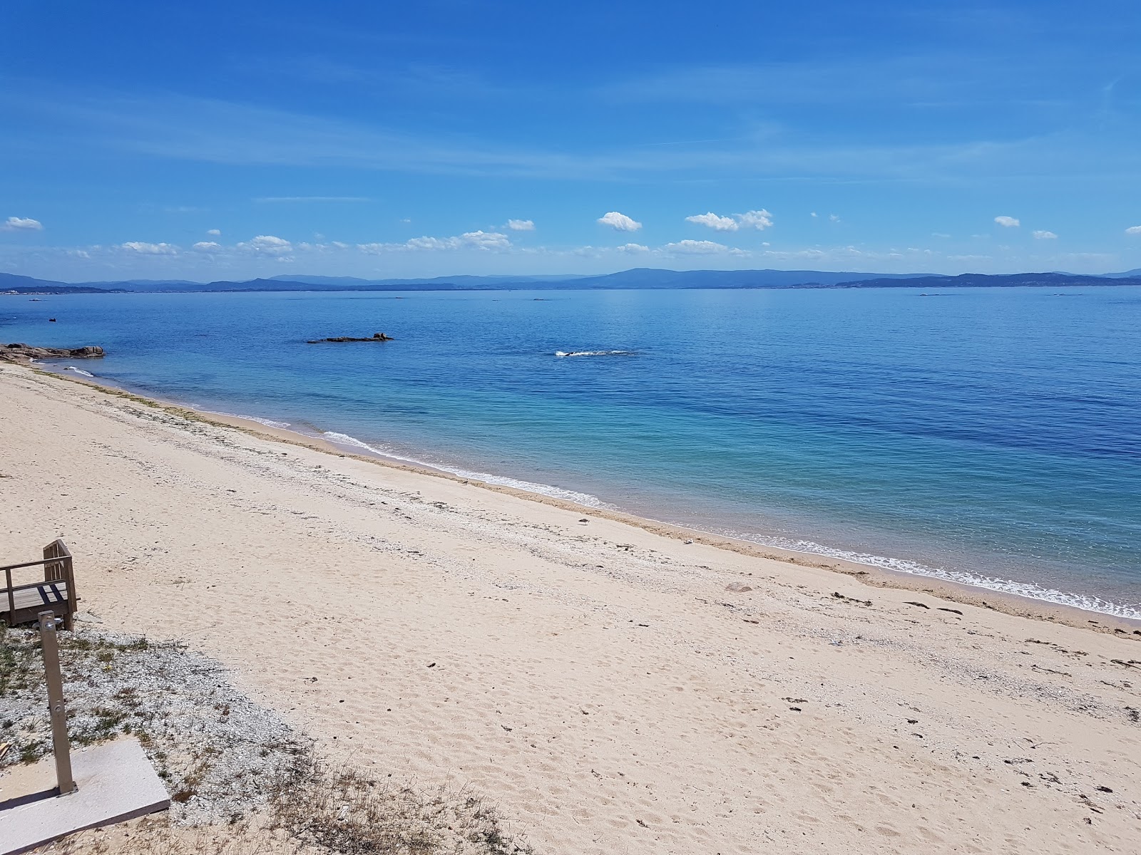 Fotografie cu Castineiras beach cu plajă spațioasă