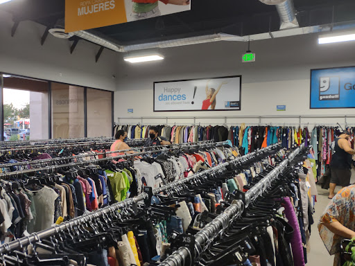 Donations Center «Goodwill», reviews and photos