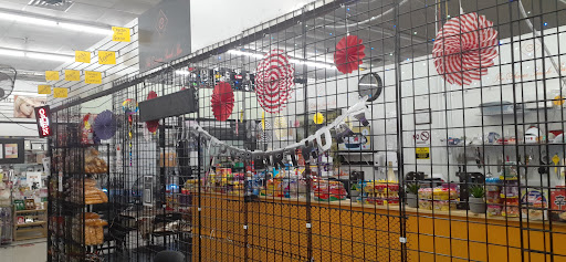 Shopping Mall «Rio Rancho Mall», reviews and photos, 2001 Garey Ave, Pomona, CA 91766, USA