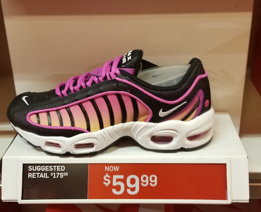 Sporting Goods Store «Nike Factory Store», reviews and photos, 1 Premium Outlet Blvd #699, Tinton Falls, NJ 07753, USA