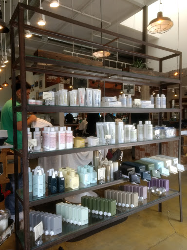 Hair Salon «Peoples Barber & Shop», reviews and photos, 2337 Broadway #101, Oakland, CA 94607, USA