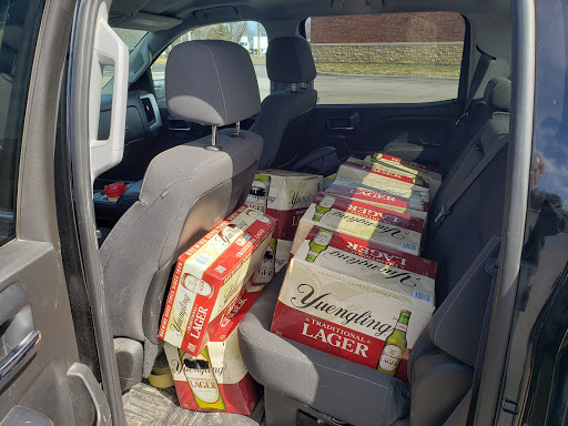 Liquor Store «Stoplight Liquor», reviews and photos, 1240 W McClain Ave, Scottsburg, IN 47170, USA