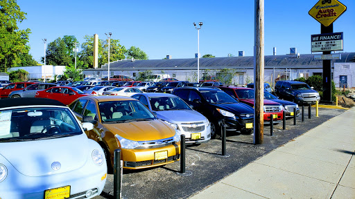 Used Car Dealer «Cincinnati Auto Credit», reviews and photos, 2813 Gilbert Ave, Cincinnati, OH 45206, USA
