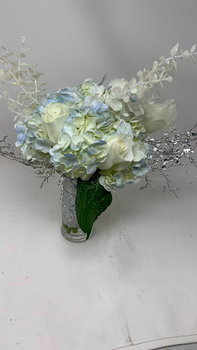 Florist «Pretty Petals Floral Boutique», reviews and photos, 2932 Hillcrest Dr, San Antonio, TX 78201, USA