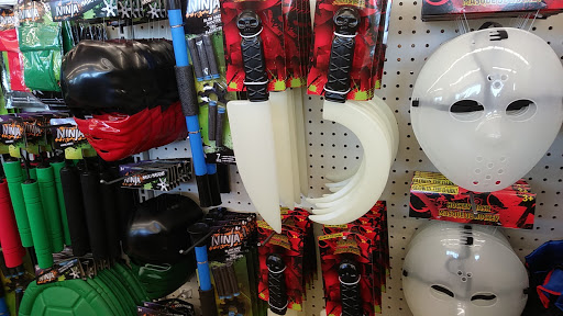 Dollar Store «Dollar Tree», reviews and photos, 1932 East Independence Ave, Springfield, MO 65804, USA