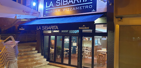 Información y opiniones sobre La Sibarita Burger & Pizzametro de Oviedo