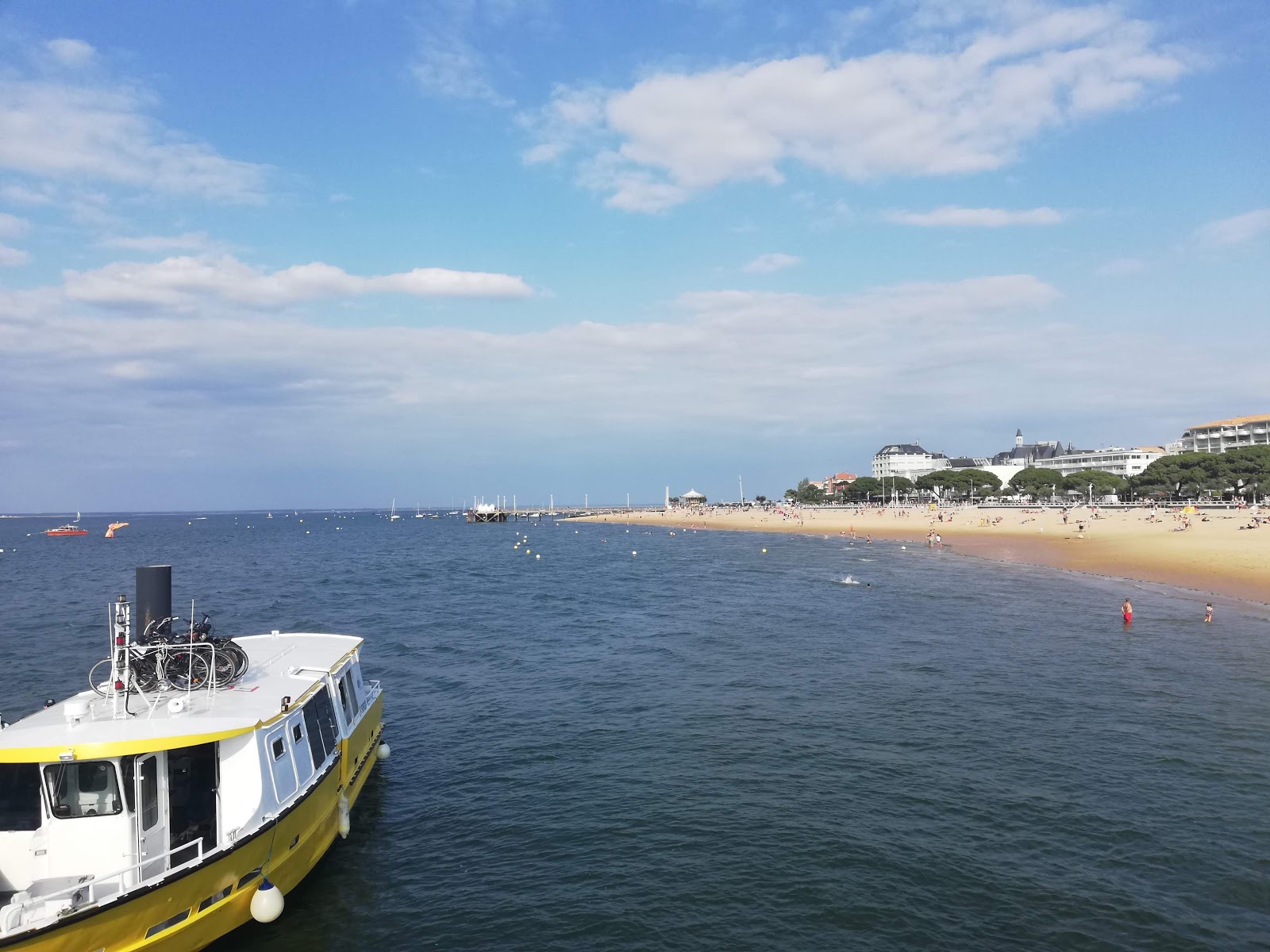 Foto av Arcachon stranden med hög nivå av renlighet