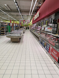 Photo n°36 de Centre commercial Carrefour Amiens à Amiens ()
