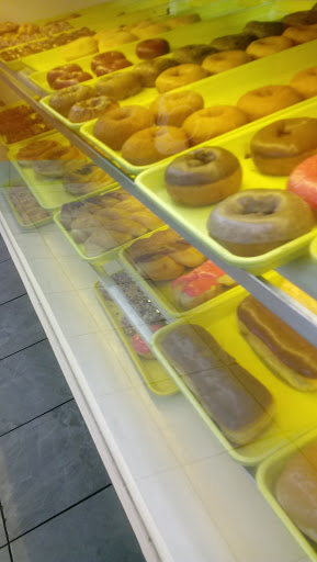 Donut Shop «6th Street Donut», reviews and photos, 1002 W 6th St, Irving, TX 75060, USA