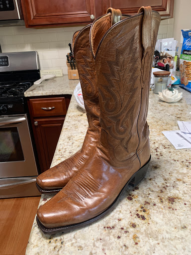 Shoe Store «Briar Vista Shoe Shop», reviews and photos, 2181 Briarcliff Rd NE, Atlanta, GA 30329, USA