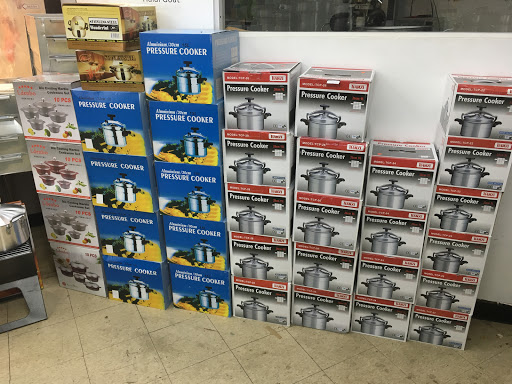 Grocery Store «International Halal Supermarket», reviews and photos, 5057 Poplar Level Rd #1, Louisville, KY 40219, USA