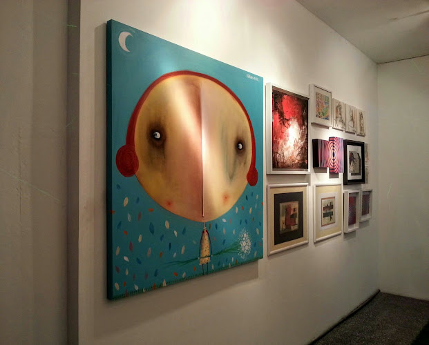 http://dianasaraviagallery.com/