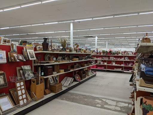 Thrift Store «The Salvation Army Family Stores», reviews and photos, 817 S State Rd, Davison, MI 48423, USA